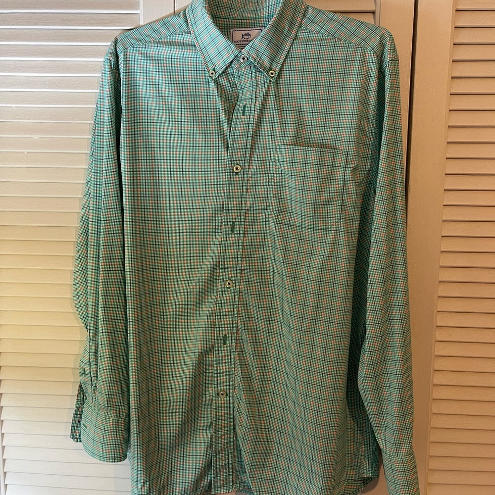 Southern Tide Performance shirt